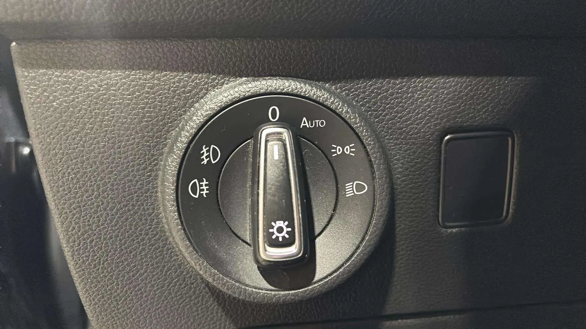 SEAT Ateca 1.5 TSI DSG Style Go L - foto 19