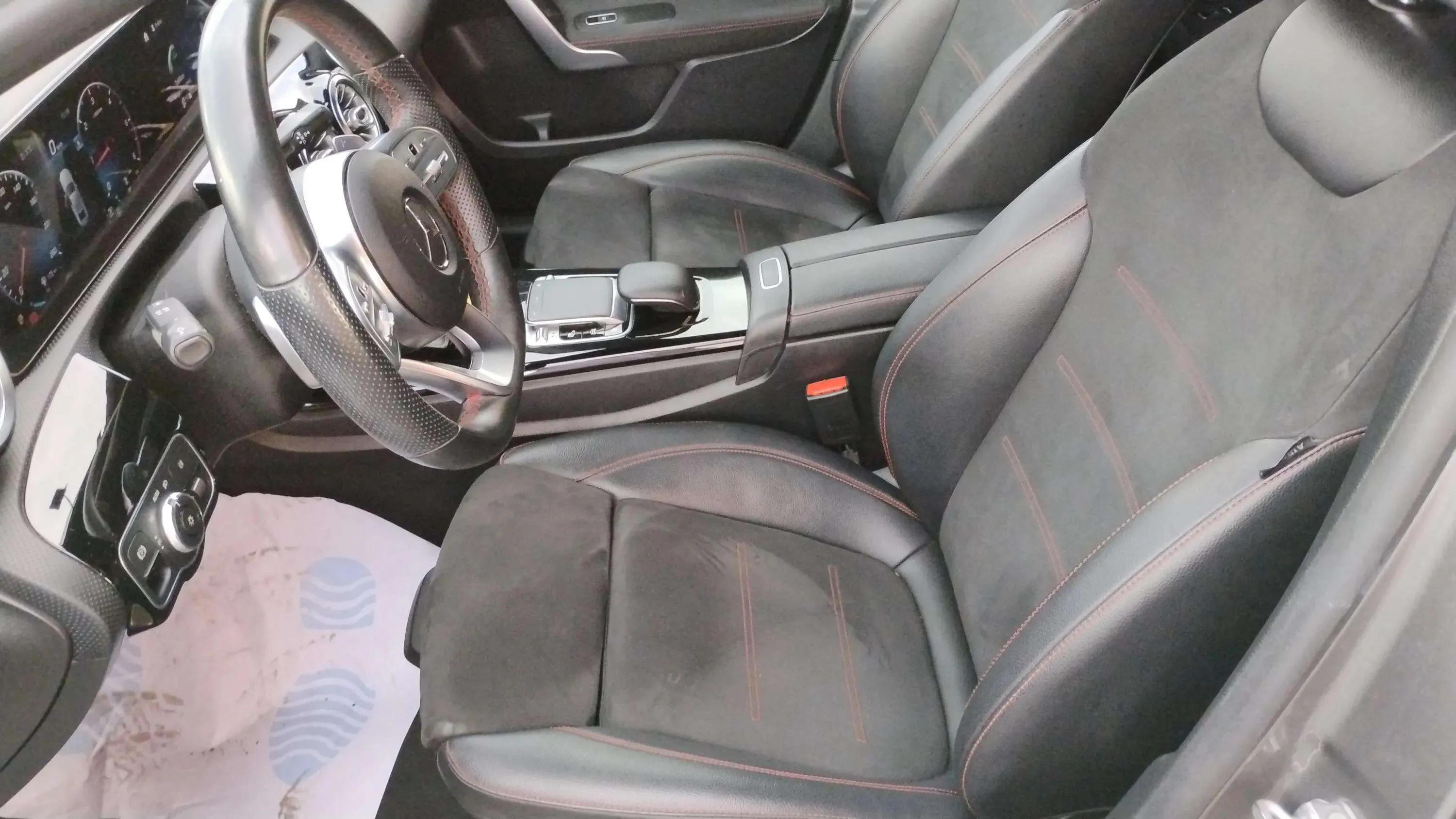 Mercedes-Benz Clase A Sedán A 200 d - foto 14