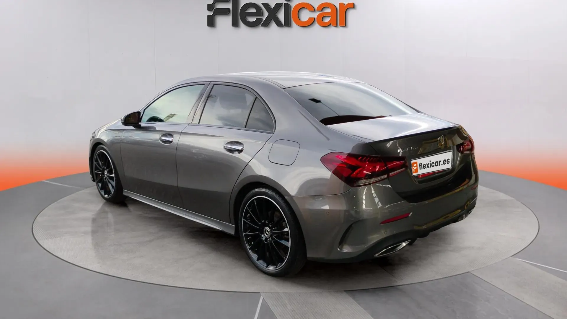 Mercedes-Benz Clase A Sedán A 200 d - foto 5