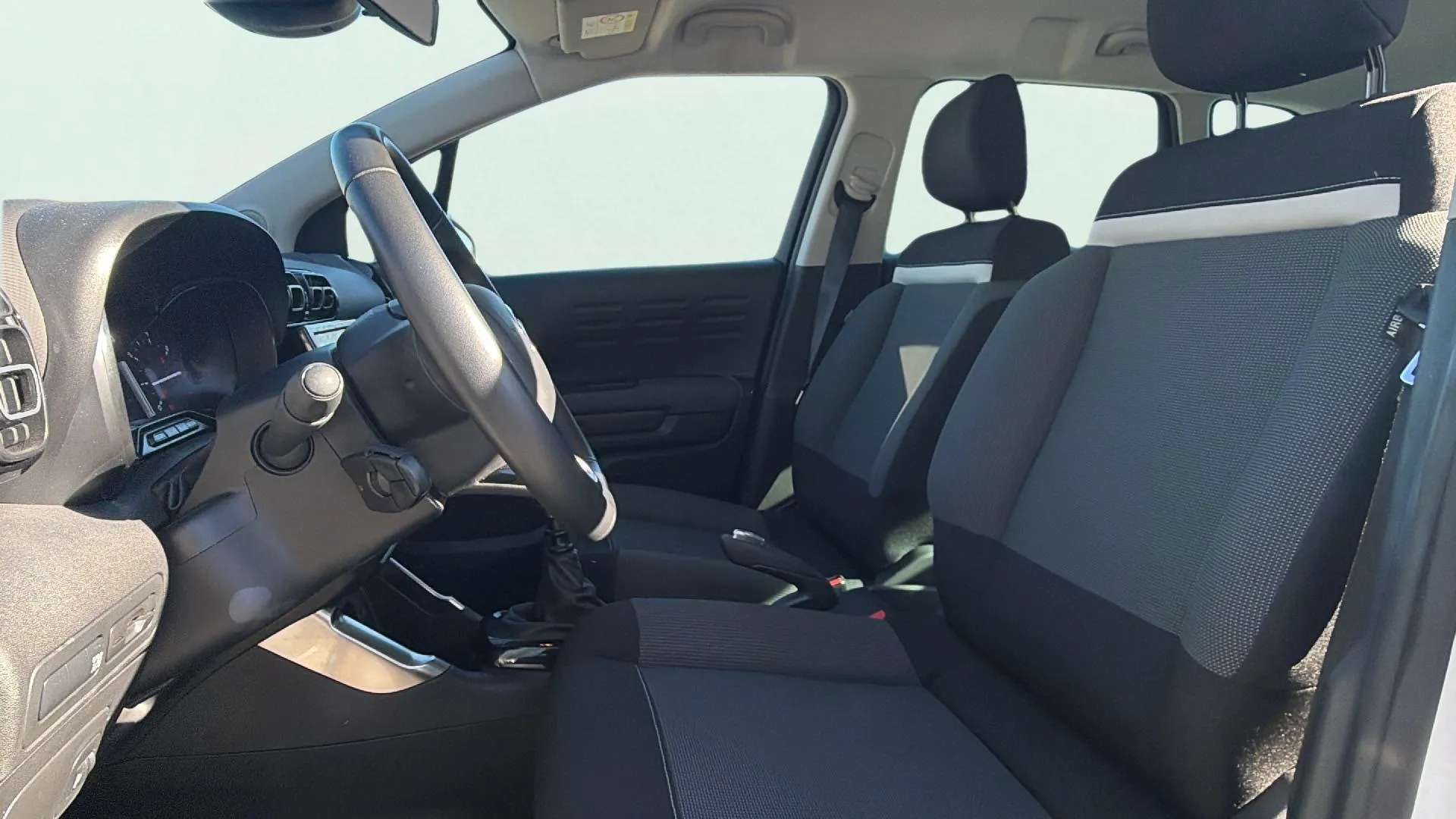 Citroën C3 Aircross PureTech Shine - foto 15