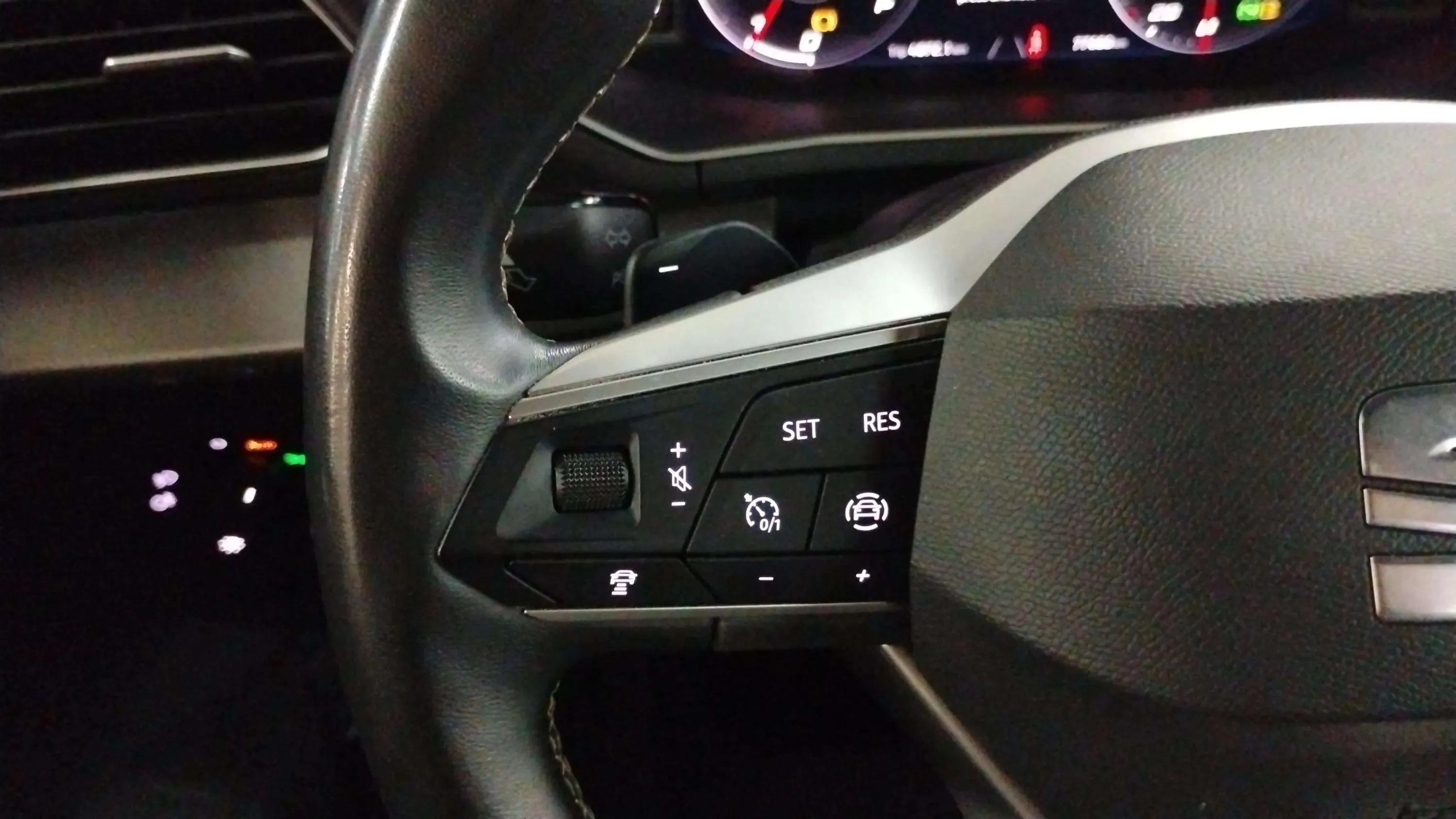 SEAT Tarraco 1.5 TSI DSG Style - foto 19