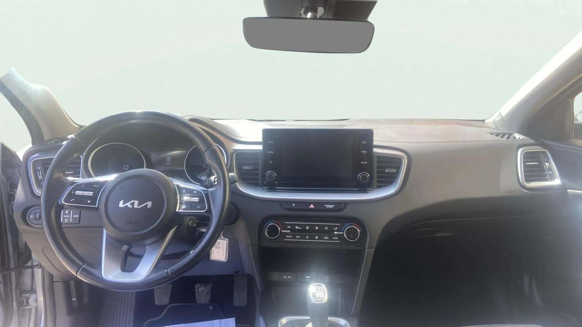 Kia XCeed 1.5 T-GDi Drive - foto 16