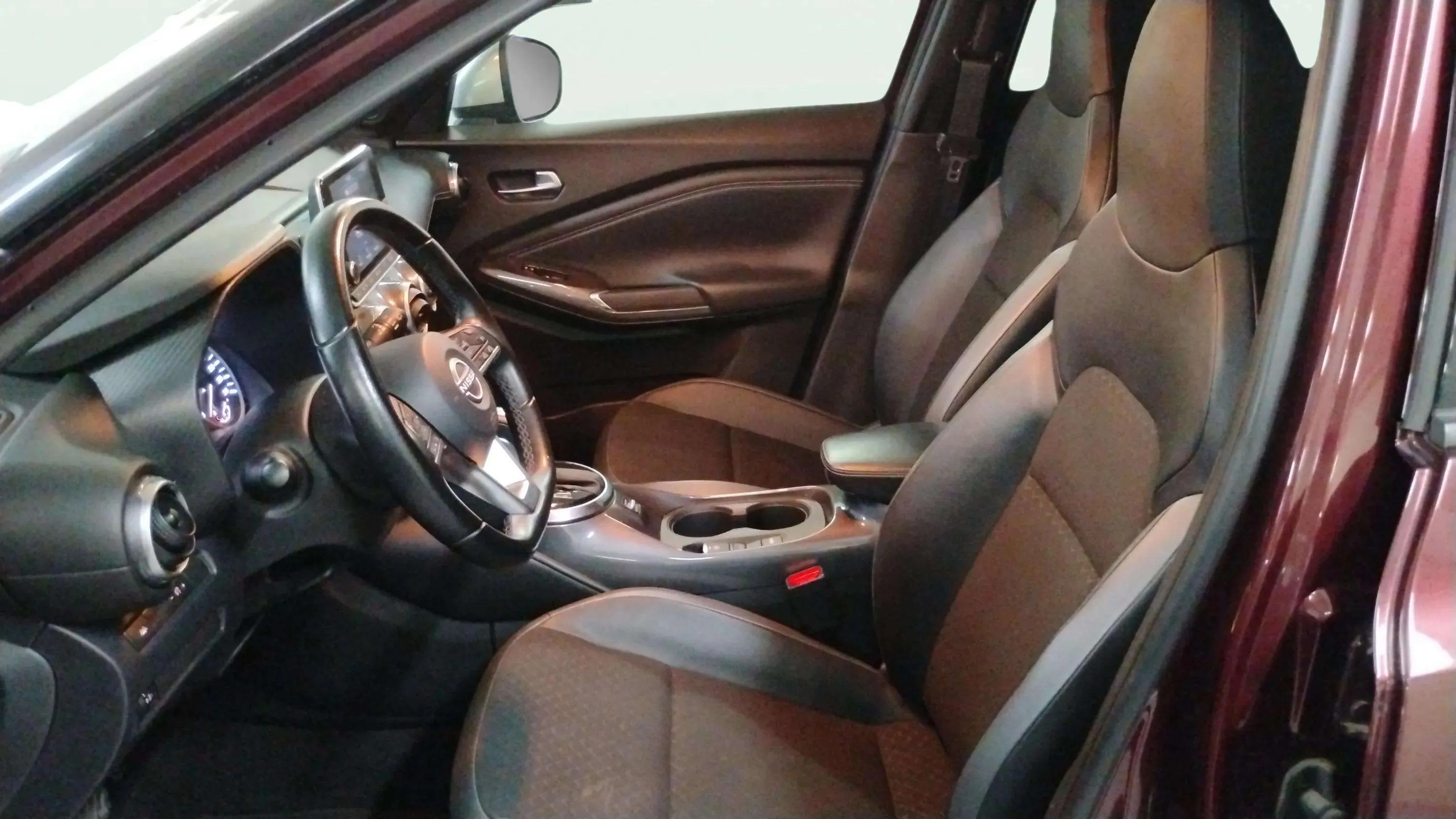 Nissan Juke 1.6 Hybrid N-Connecta - foto 12