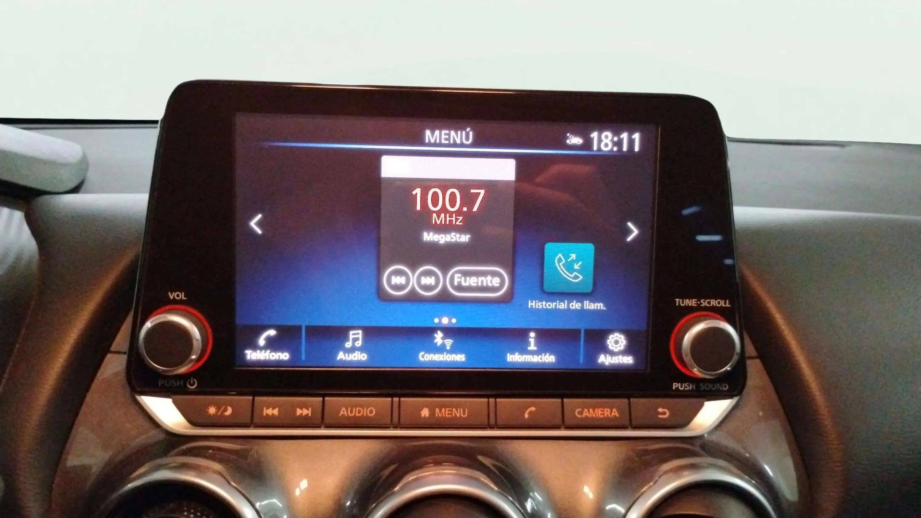 Nissan Juke 1.6 Hybrid N-Connecta - foto 10