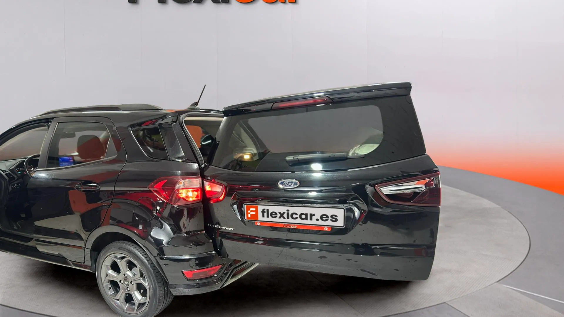 Ford EcoSport 1.0T EcoBoost ST Line - foto 18