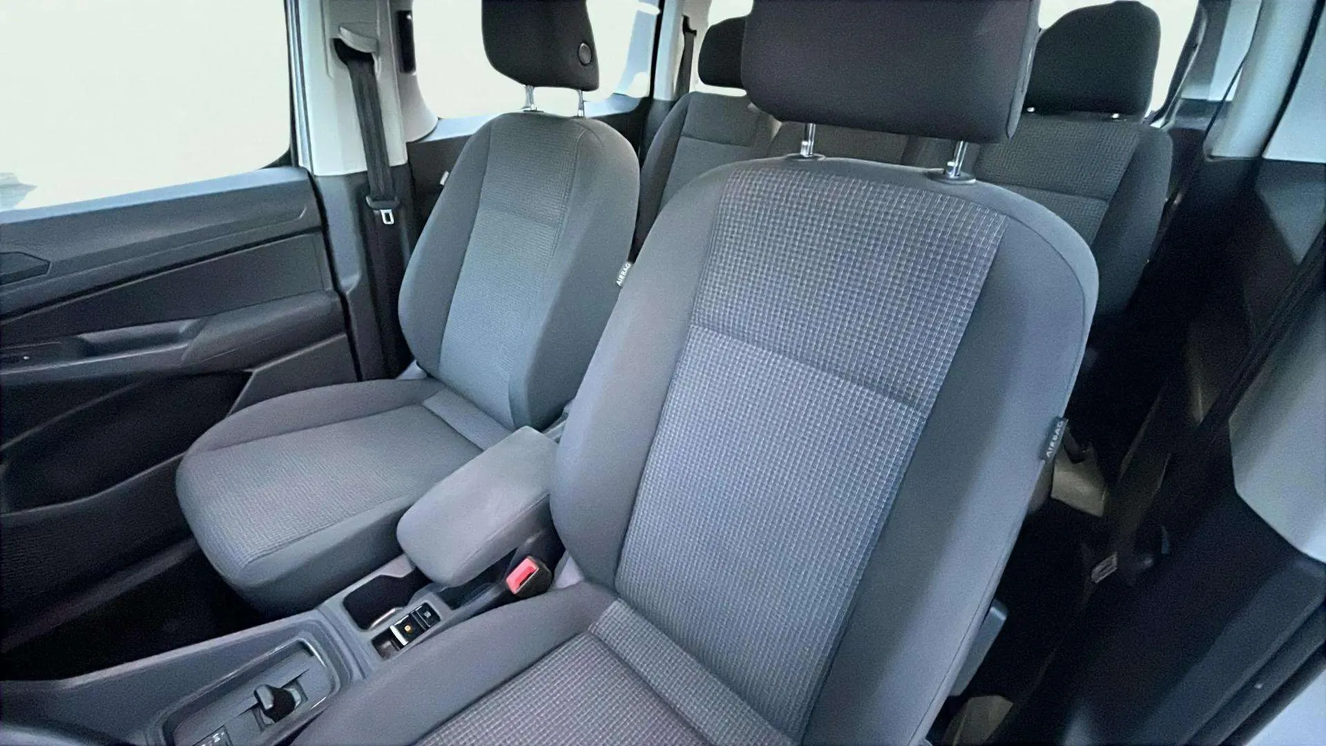 Volkswagen Caddy Origin 2.0 TDI DSG - foto 10