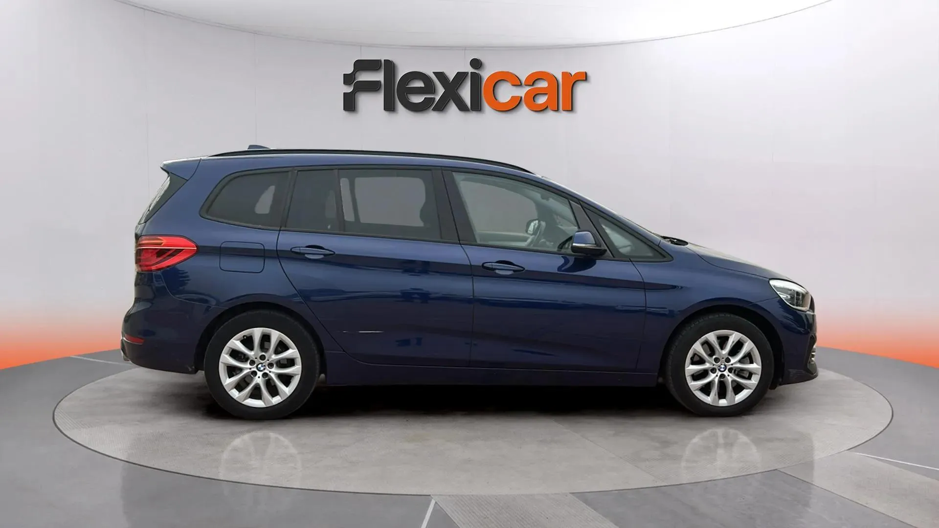 BMW Serie 2 Gran Tourer 218d - foto 8