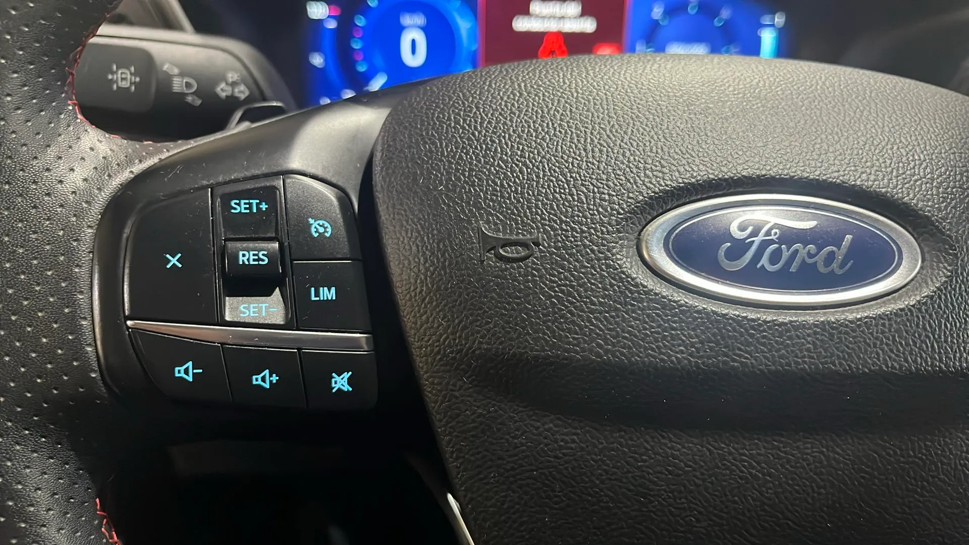 Ford Kuga ST-Line 2.0 EcoBlue - foto 14