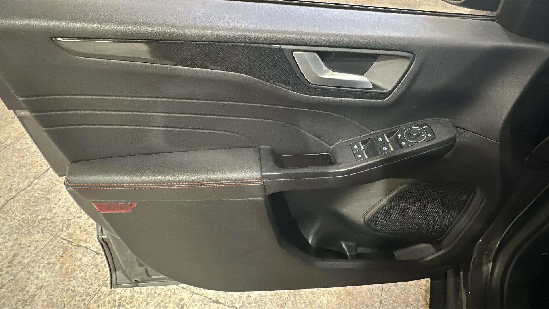 Ford Kuga ST-Line 2.0 EcoBlue - foto 23
