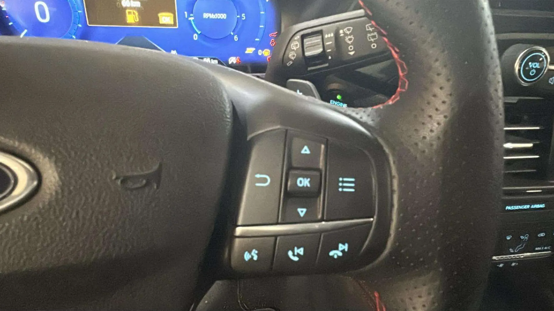 Ford Kuga ST-Line 2.0 EcoBlue - foto 17