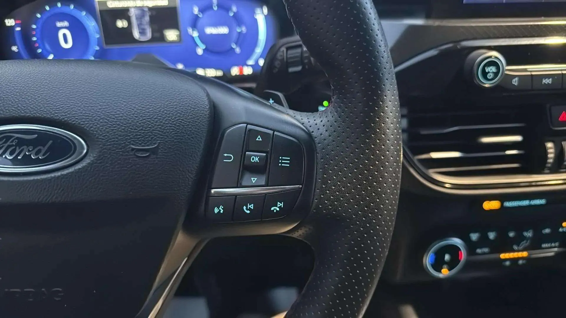 Ford Kuga ST-Line 2.0 EcoBlue - foto 11