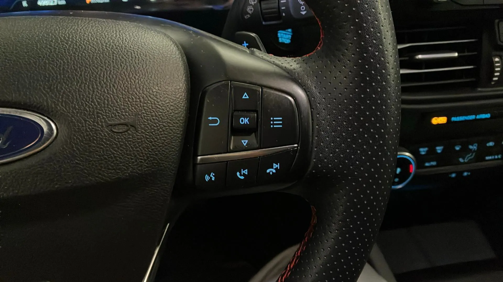 Ford Kuga ST-Line 2.0 EcoBlue - foto 17