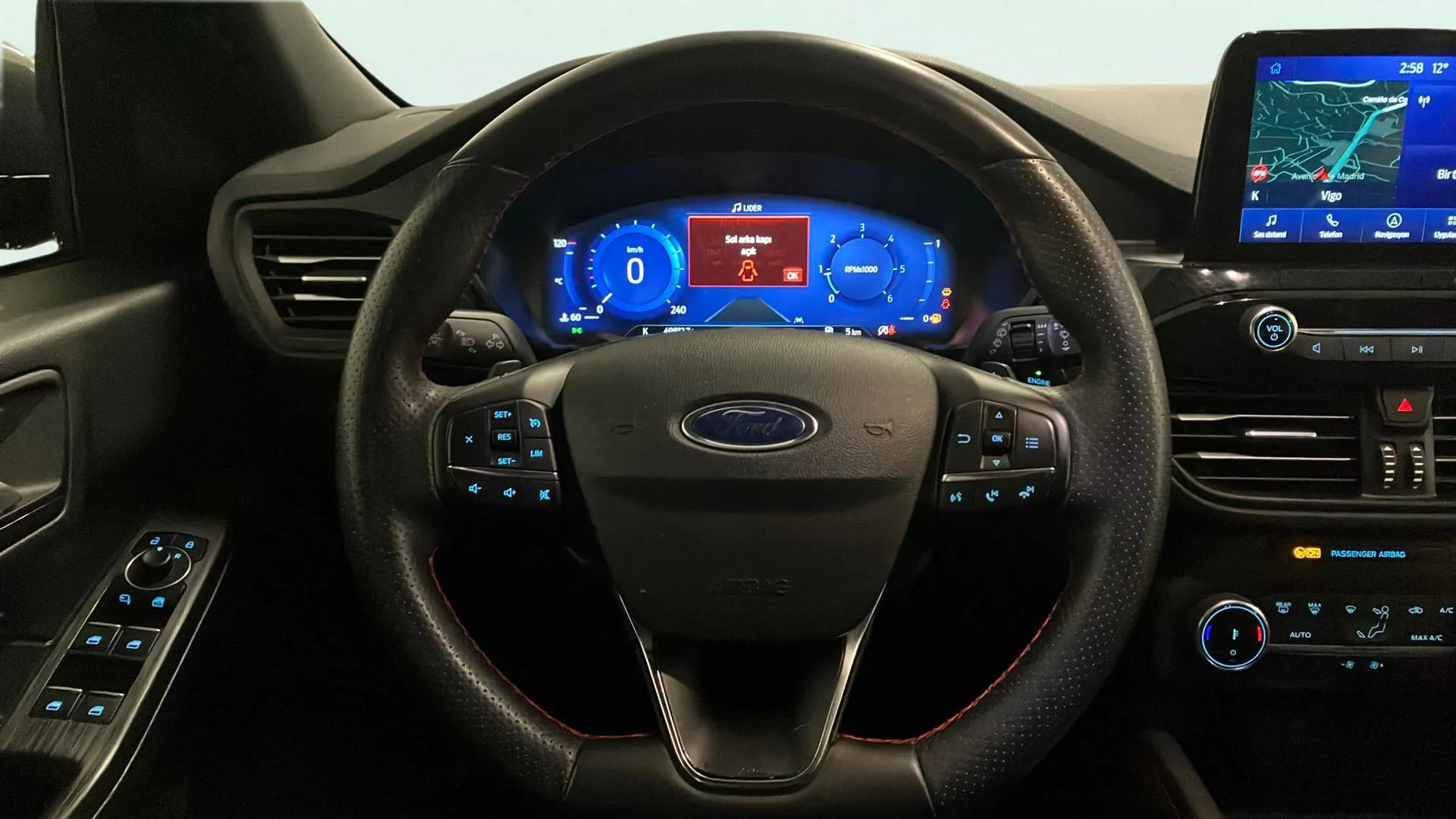 Ford Kuga ST-Line 2.0 EcoBlue - foto 11