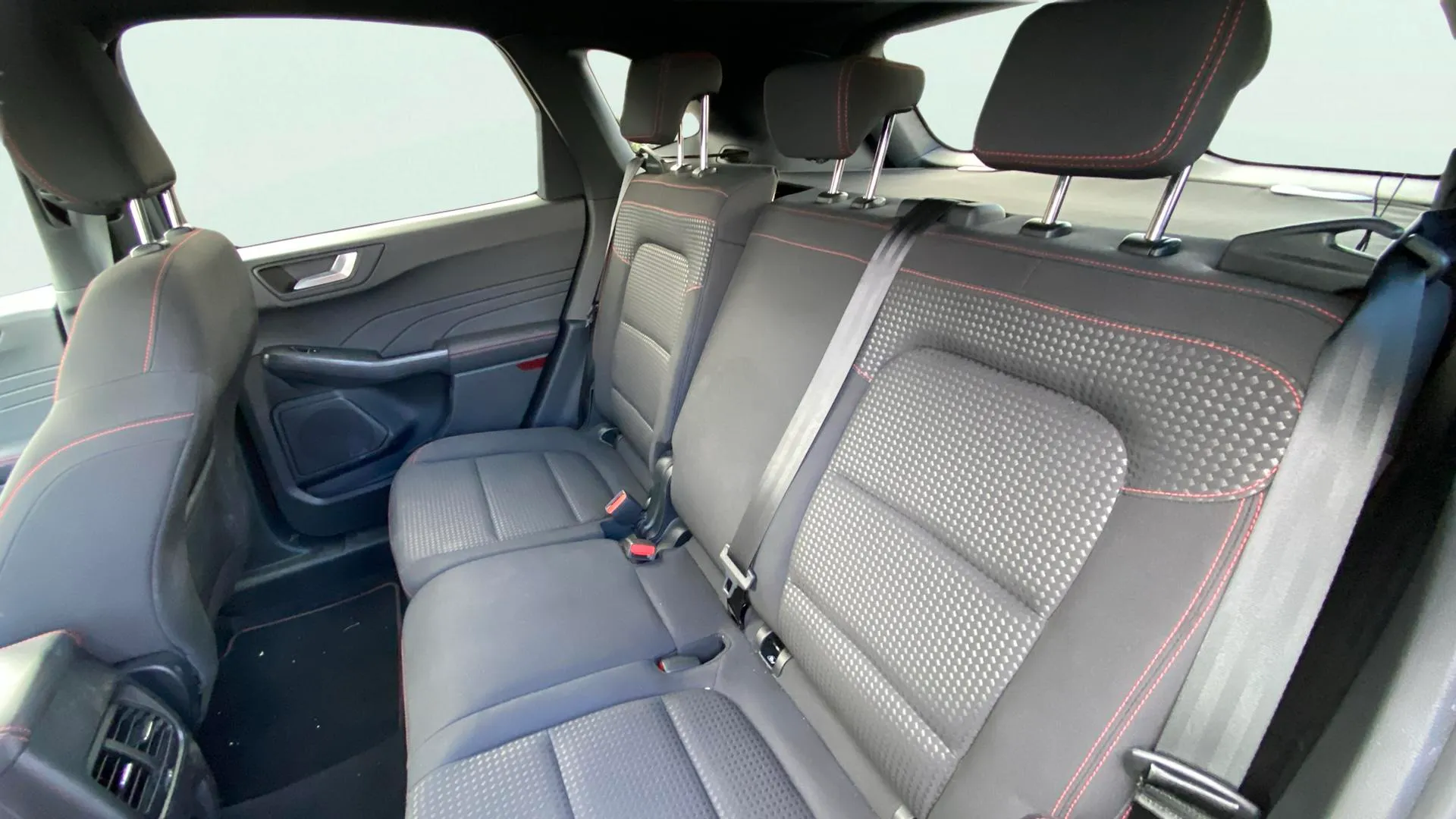 Ford Kuga ST-Line 2.0 EcoBlue - foto 10