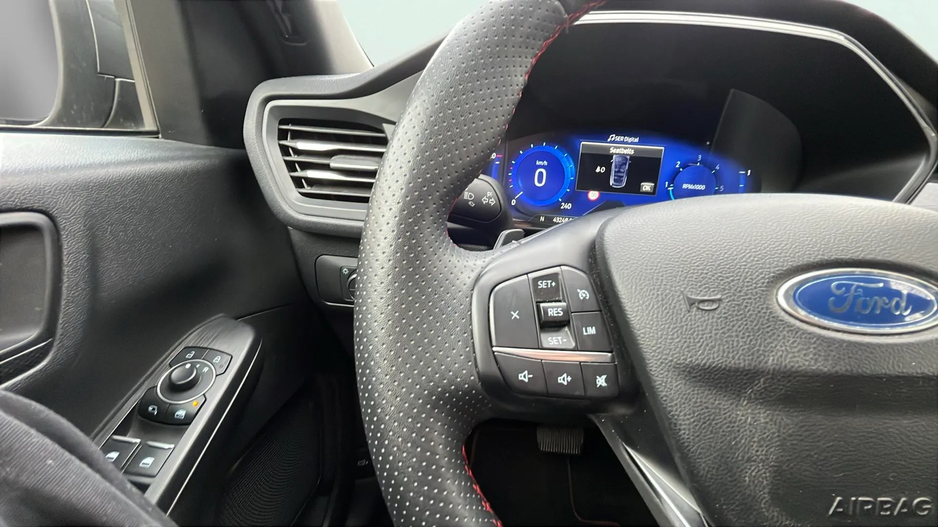 Ford Kuga ST-Line 2.0 EcoBlue - foto 22