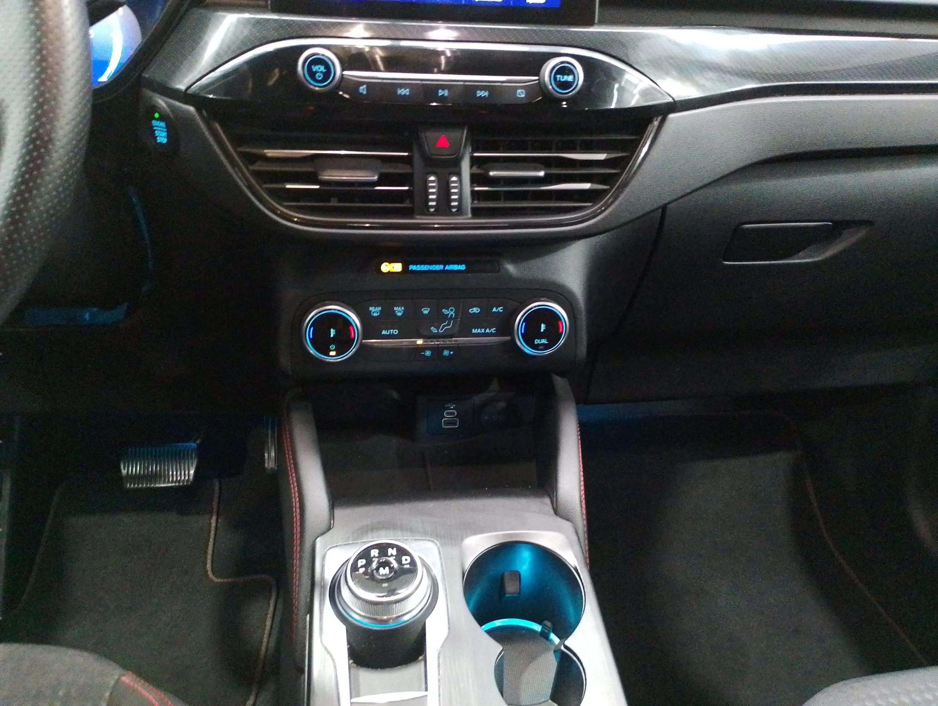 Ford Kuga ST-Line 2.0 EcoBlue - foto 19