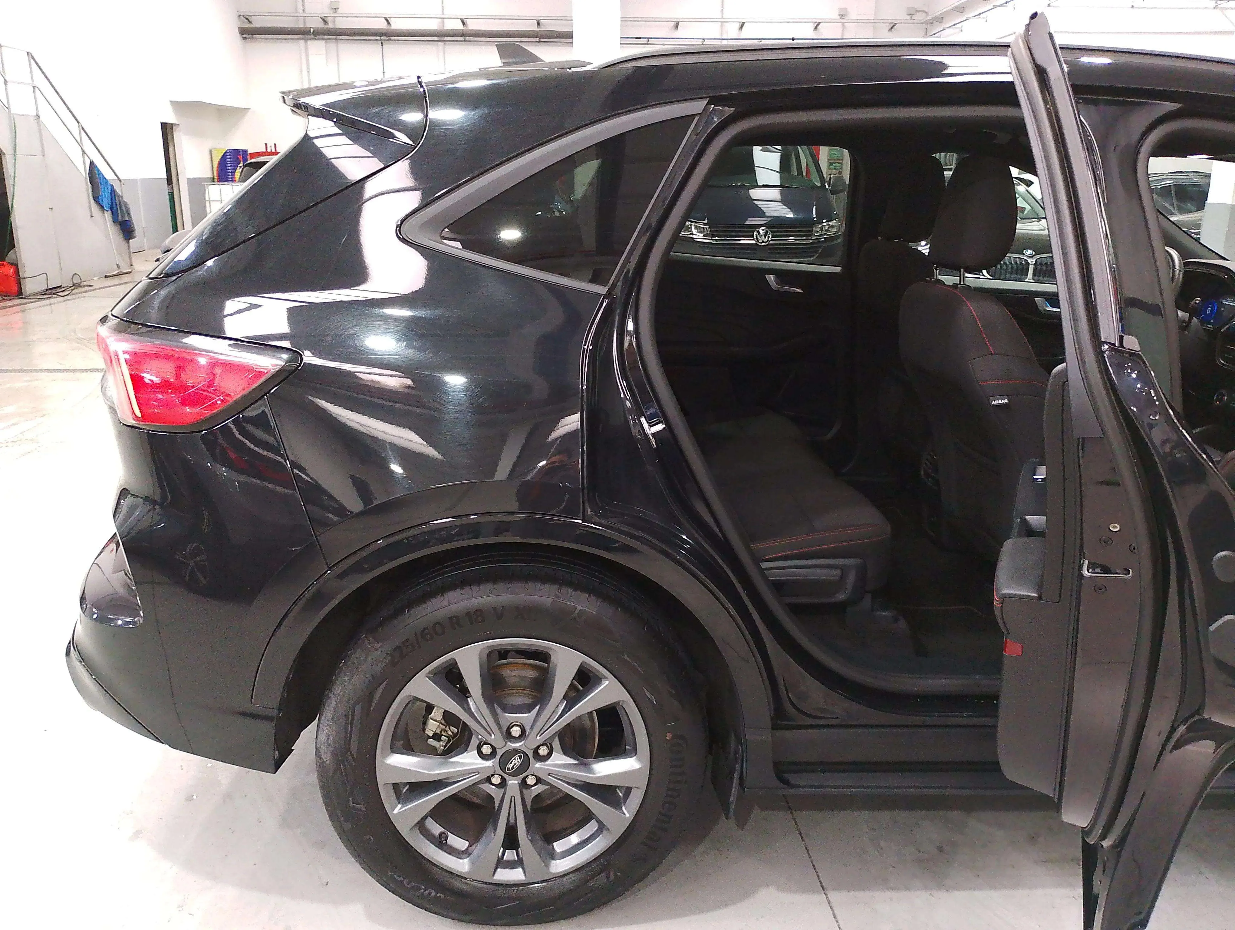 Ford Kuga ST-Line 2.0 EcoBlue - foto 13