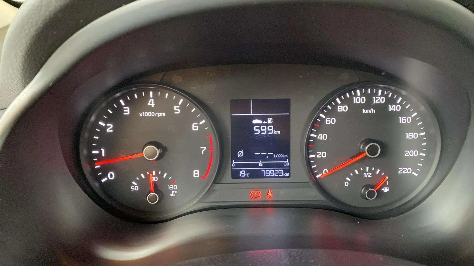 Kia Stonic 1.2 DPi Concept - foto 19