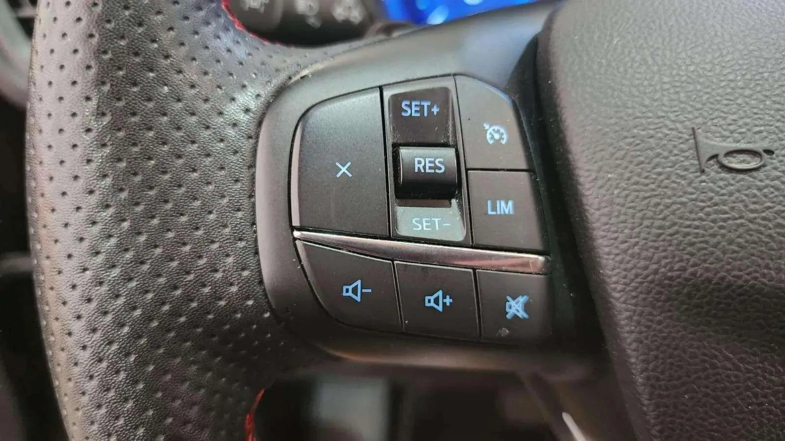 Ford Kuga ST-Line 2.0 EcoBlue - foto 11