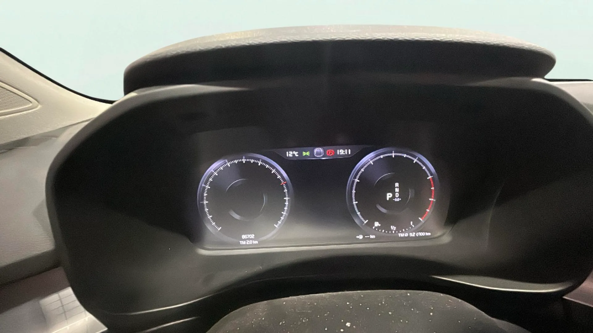 Volvo XC40 2.0 B4 G AWD Inscription - foto 11