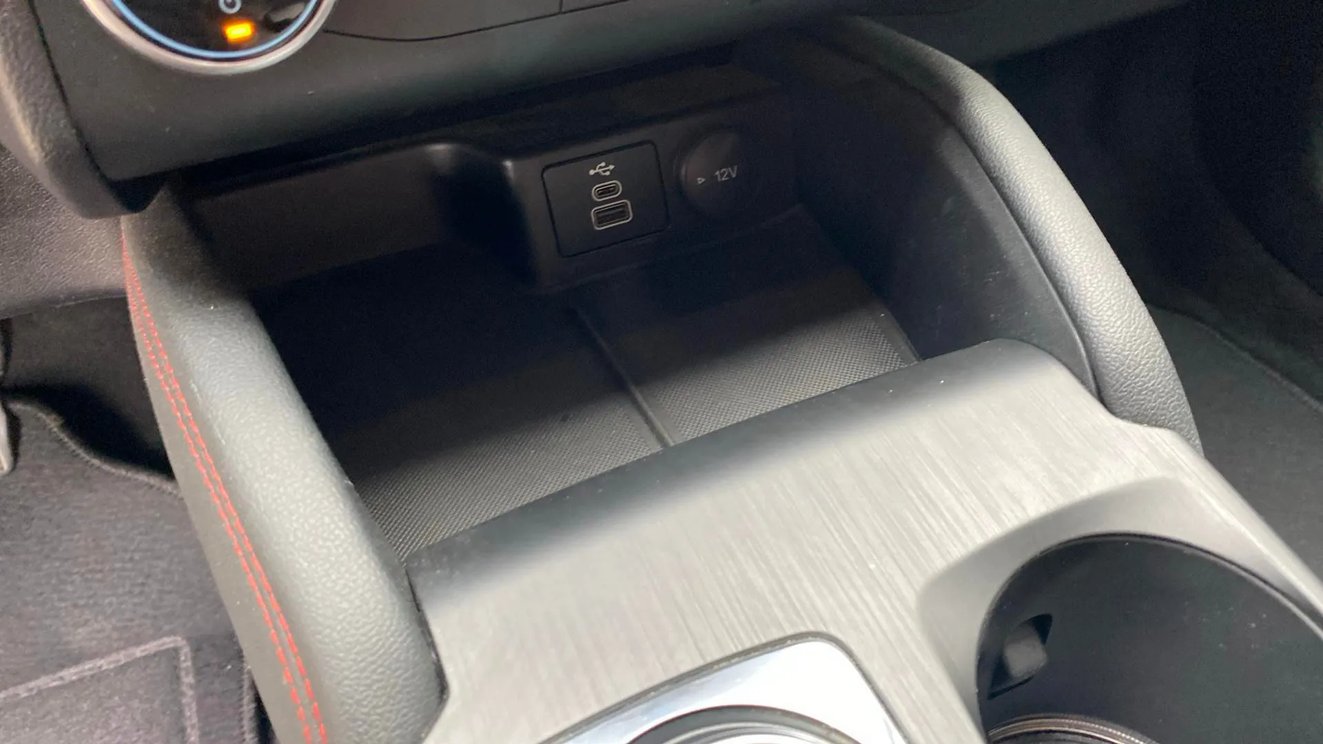 Ford Kuga ST-Line 2.0 EcoBlue - foto 16
