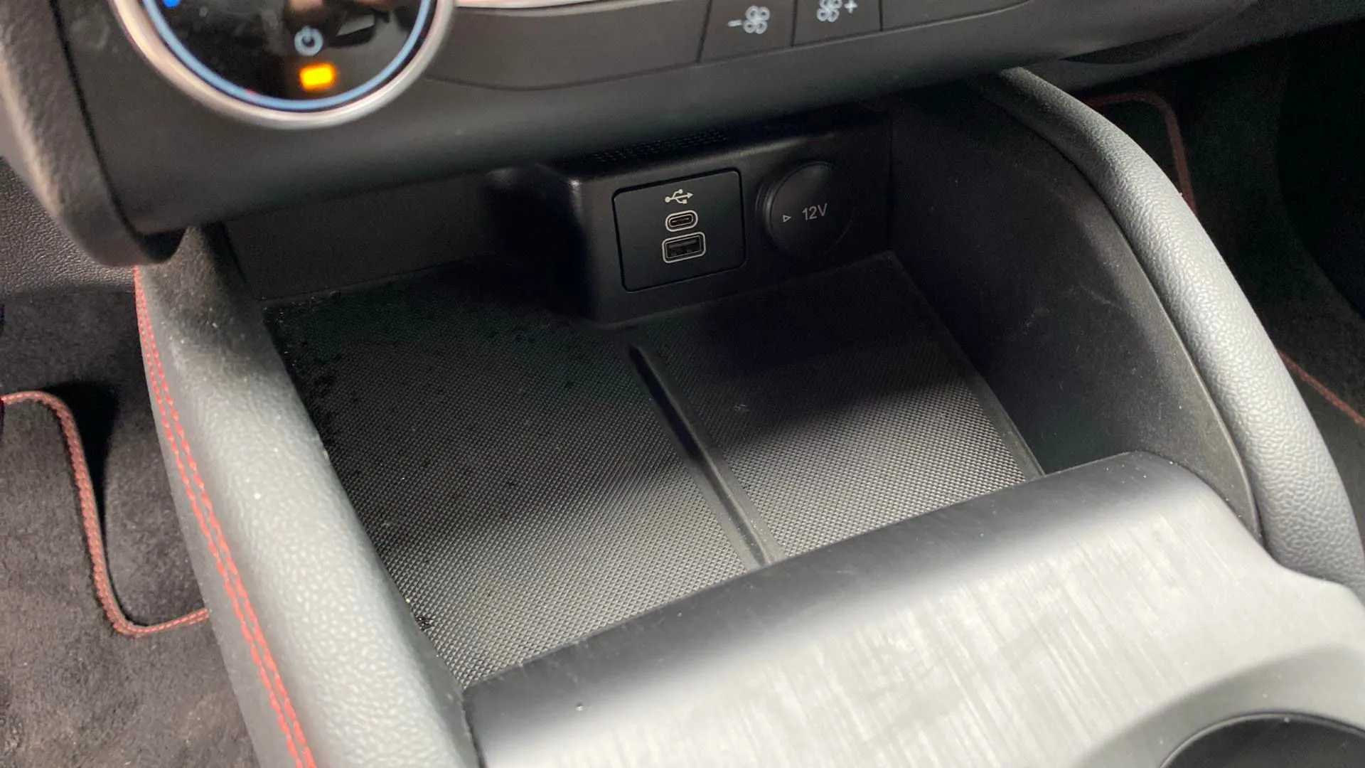 Ford Kuga ST-Line 2.0 EcoBlue - foto 17