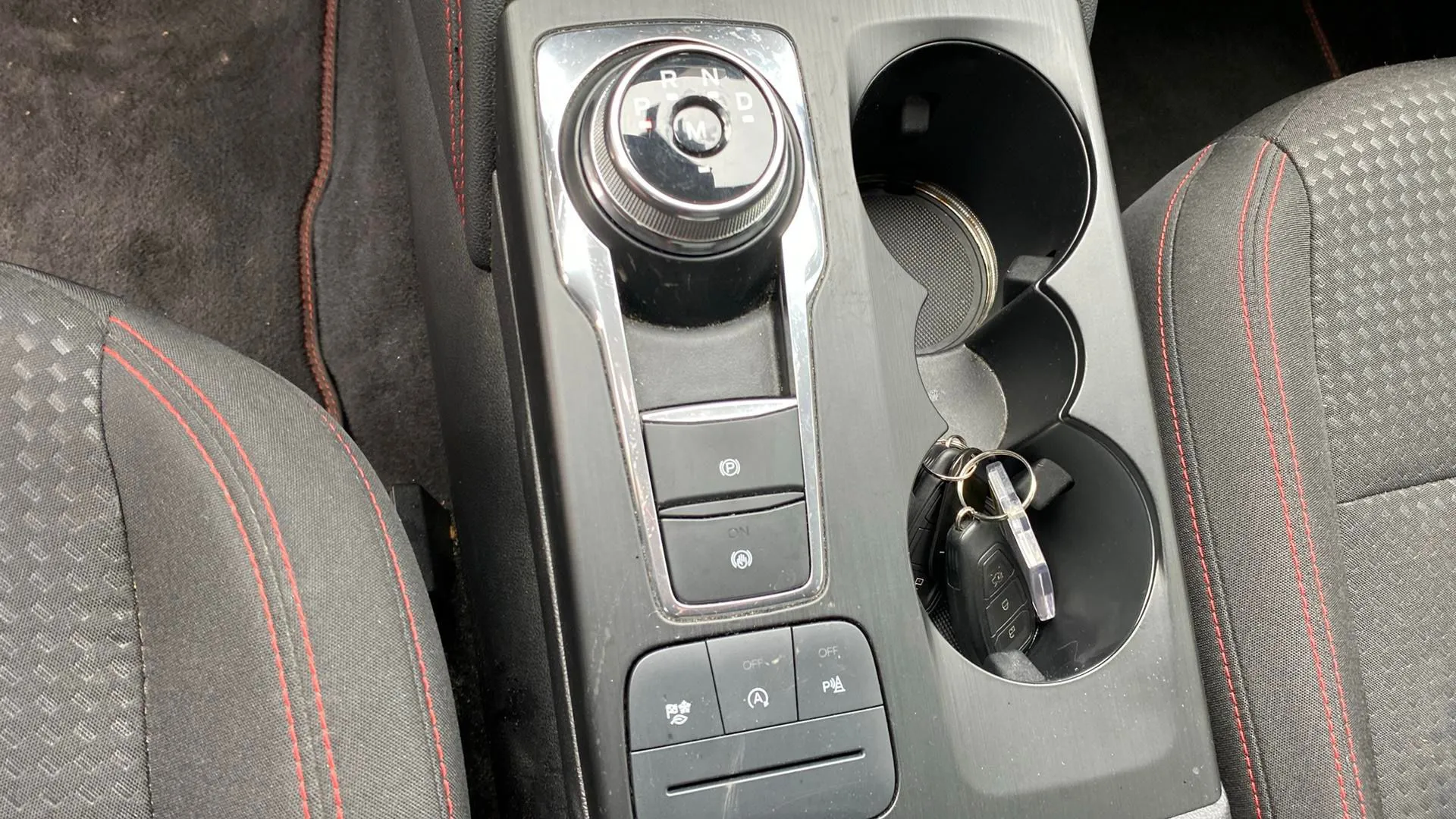 Ford Kuga ST-Line 2.0 EcoBlue - foto 16