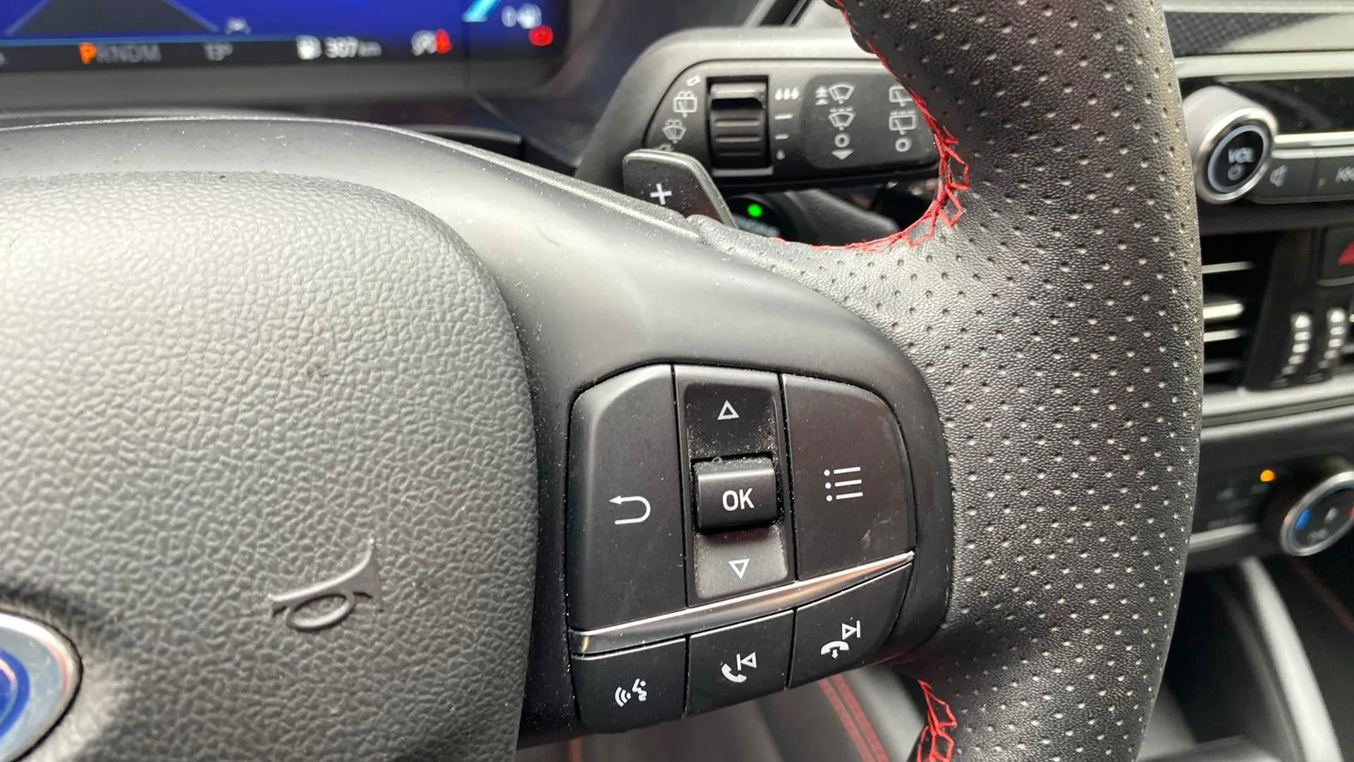 Ford Kuga ST-Line 2.0 EcoBlue - foto 14