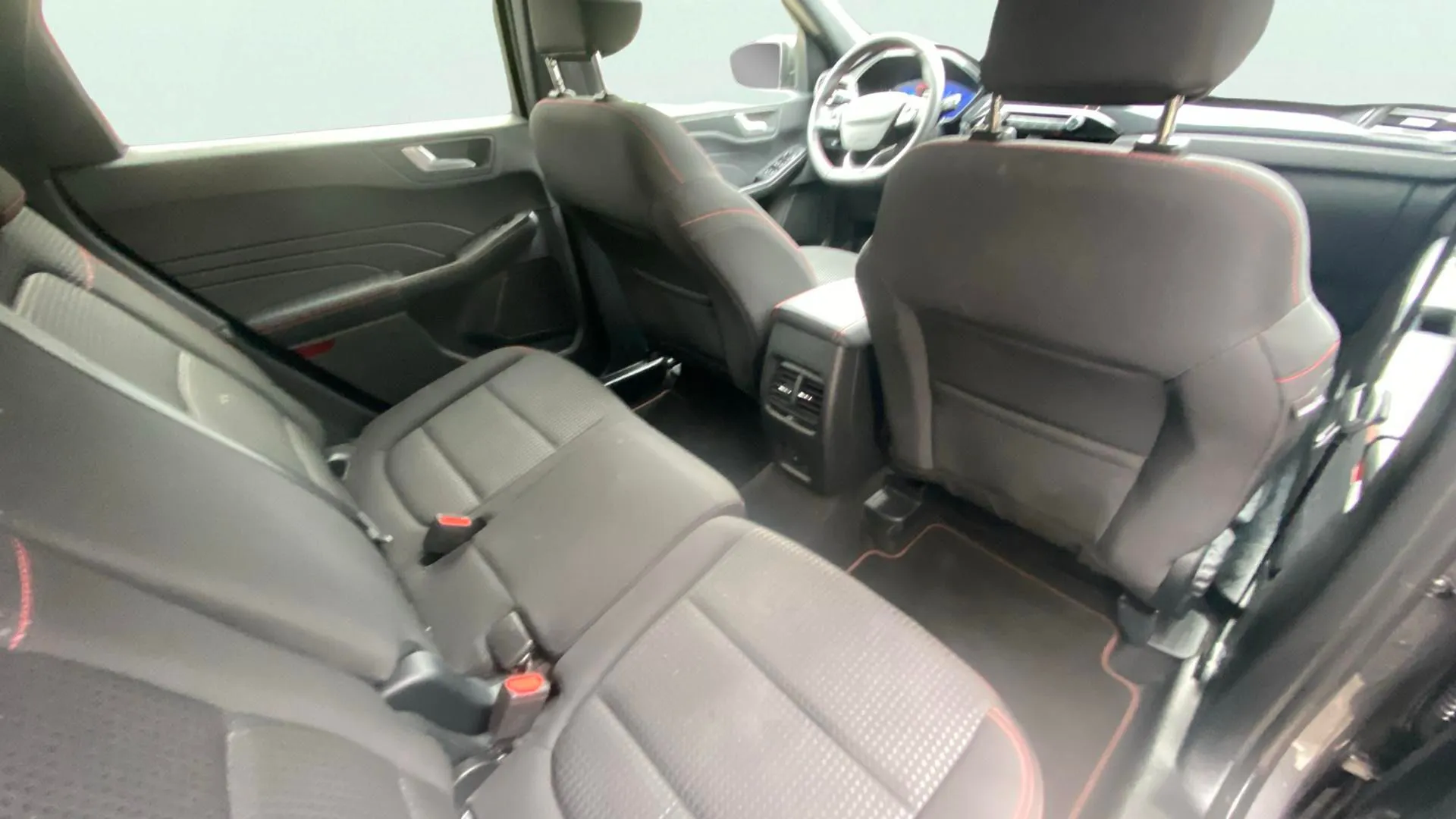 Ford Kuga ST-Line 2.0 EcoBlue - foto 23