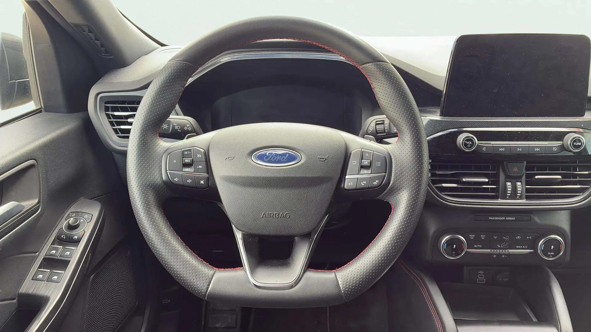 Ford Kuga ST-Line 2.0 EcoBlue - foto 12