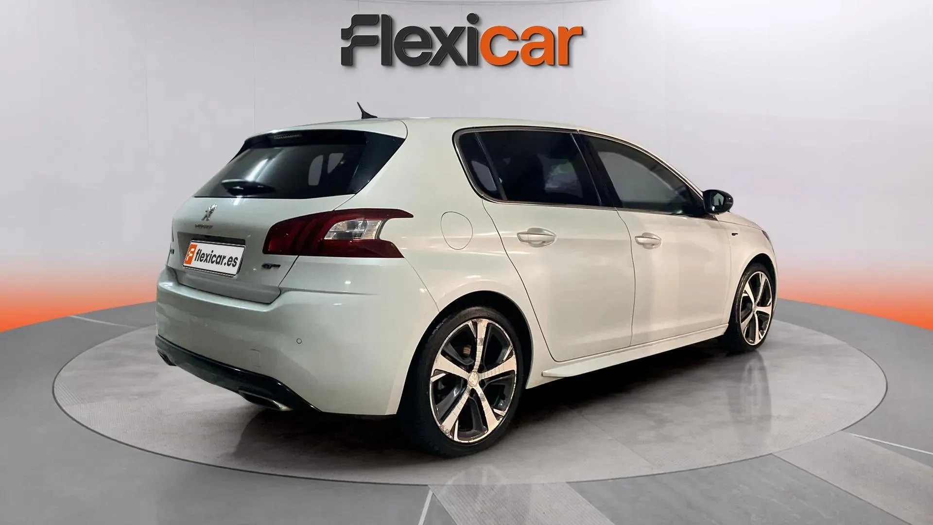 Peugeot 308 GT - foto 7