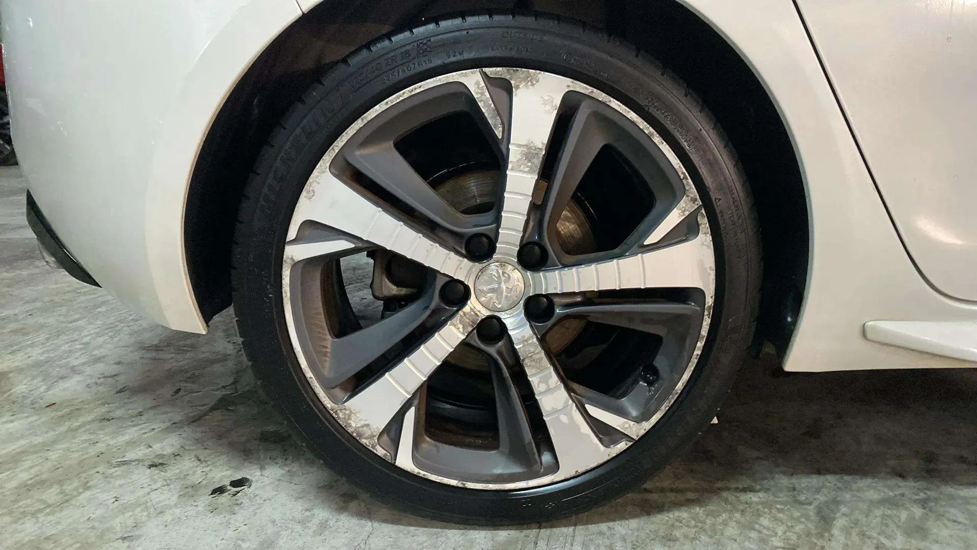 Peugeot 308 GT - foto 27
