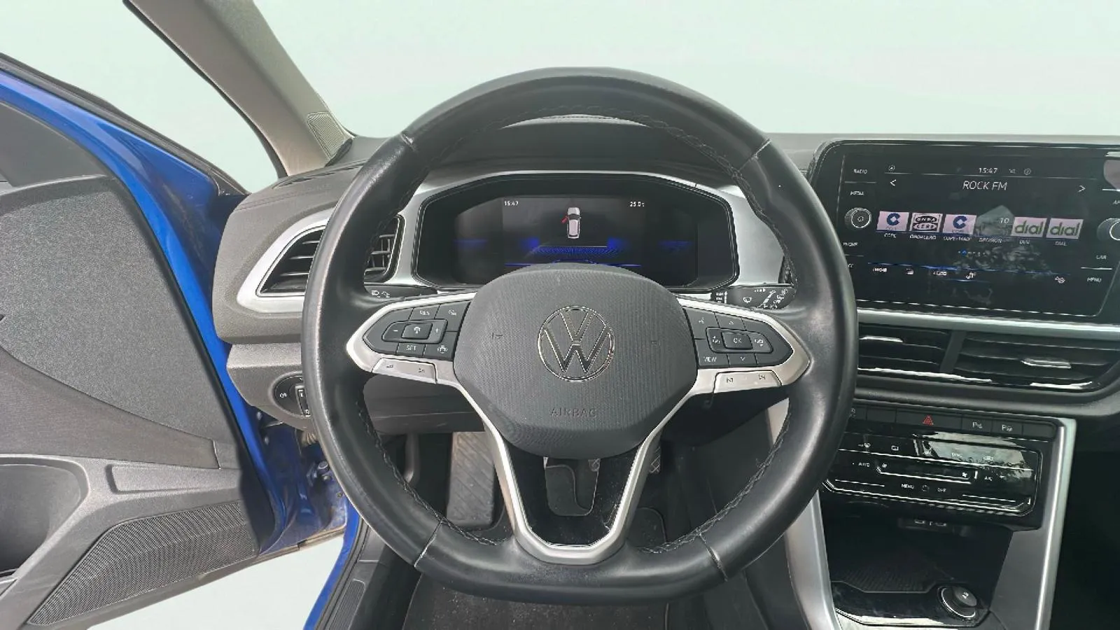 Volkswagen T-Roc 1.0 TSI - foto 8