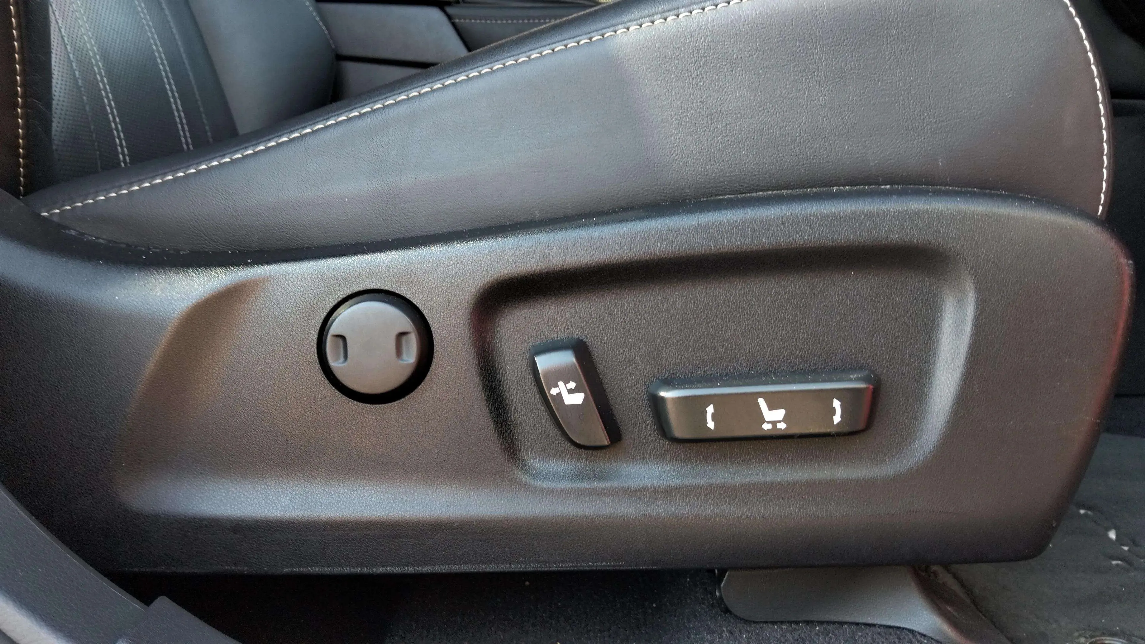 Lexus RX 450h Executive - foto 36