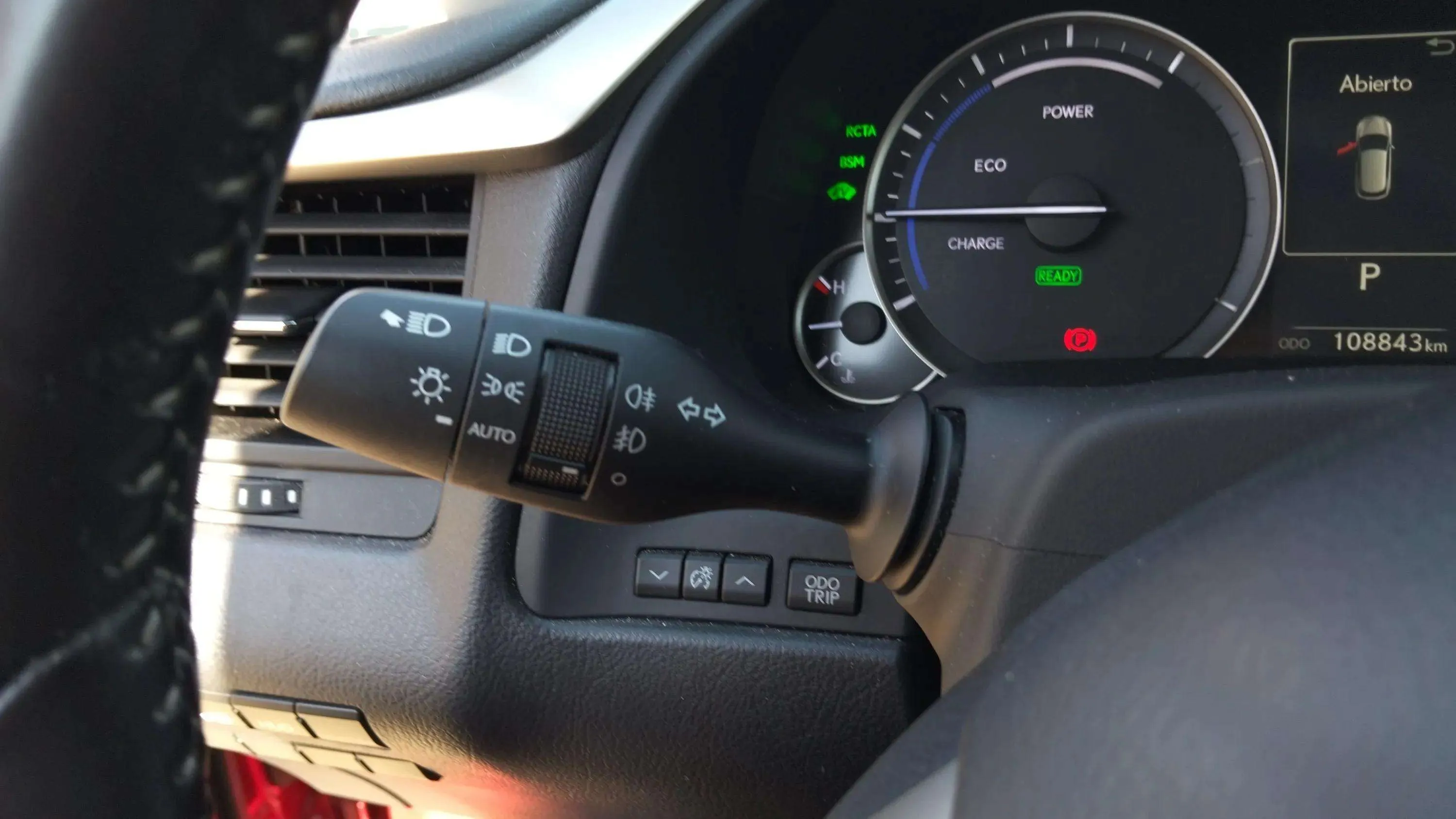 Lexus RX 450h Executive - foto 27