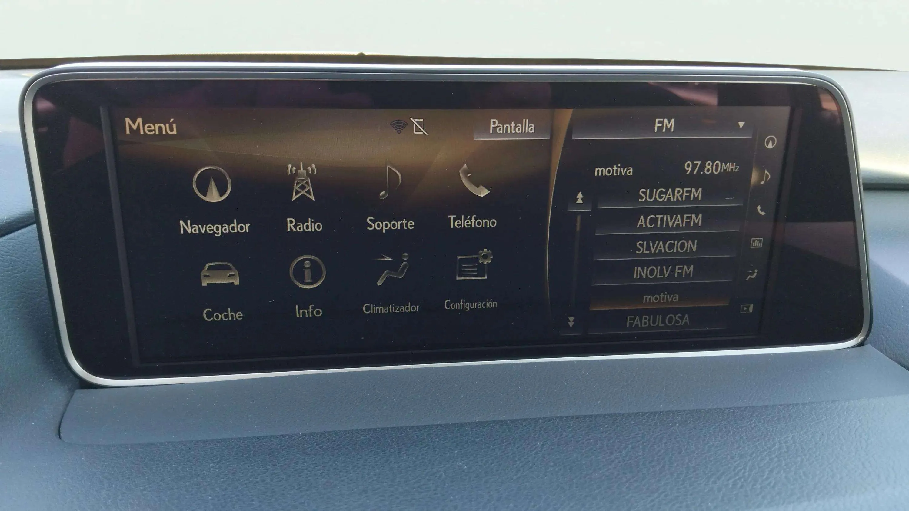 Lexus RX 450h Executive - foto 17