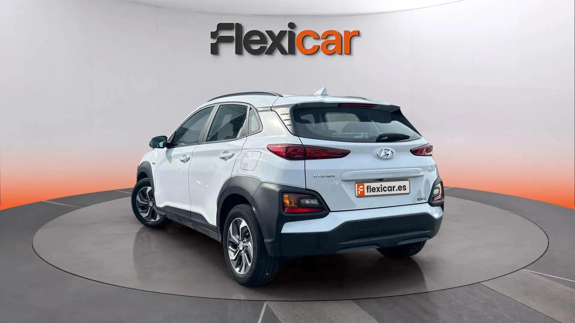 Hyundai Kona 1.6 GDI HEV Klass DCT - foto 3