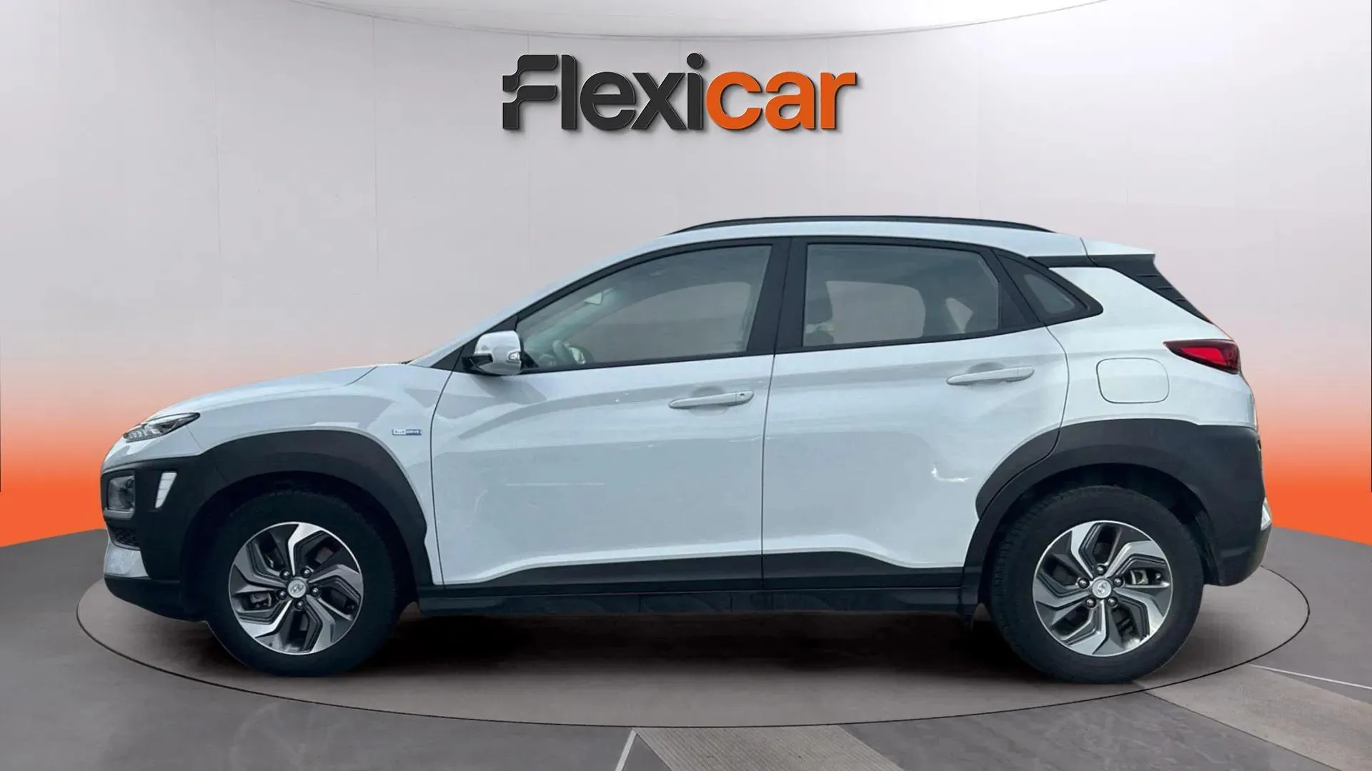 Hyundai Kona 1.6 GDI HEV Klass DCT - foto 4