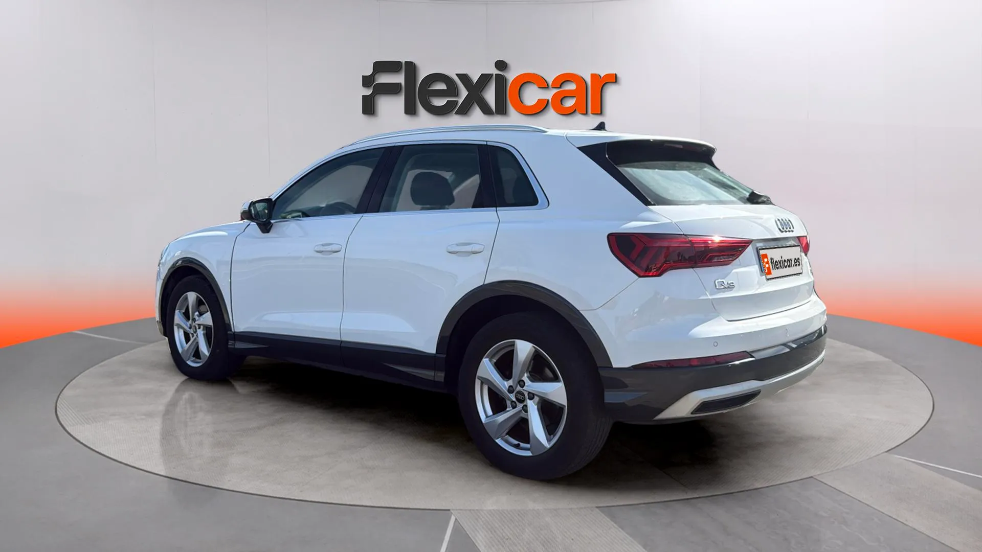 Audi Q3 S line 35 TDI S tronic - foto 5