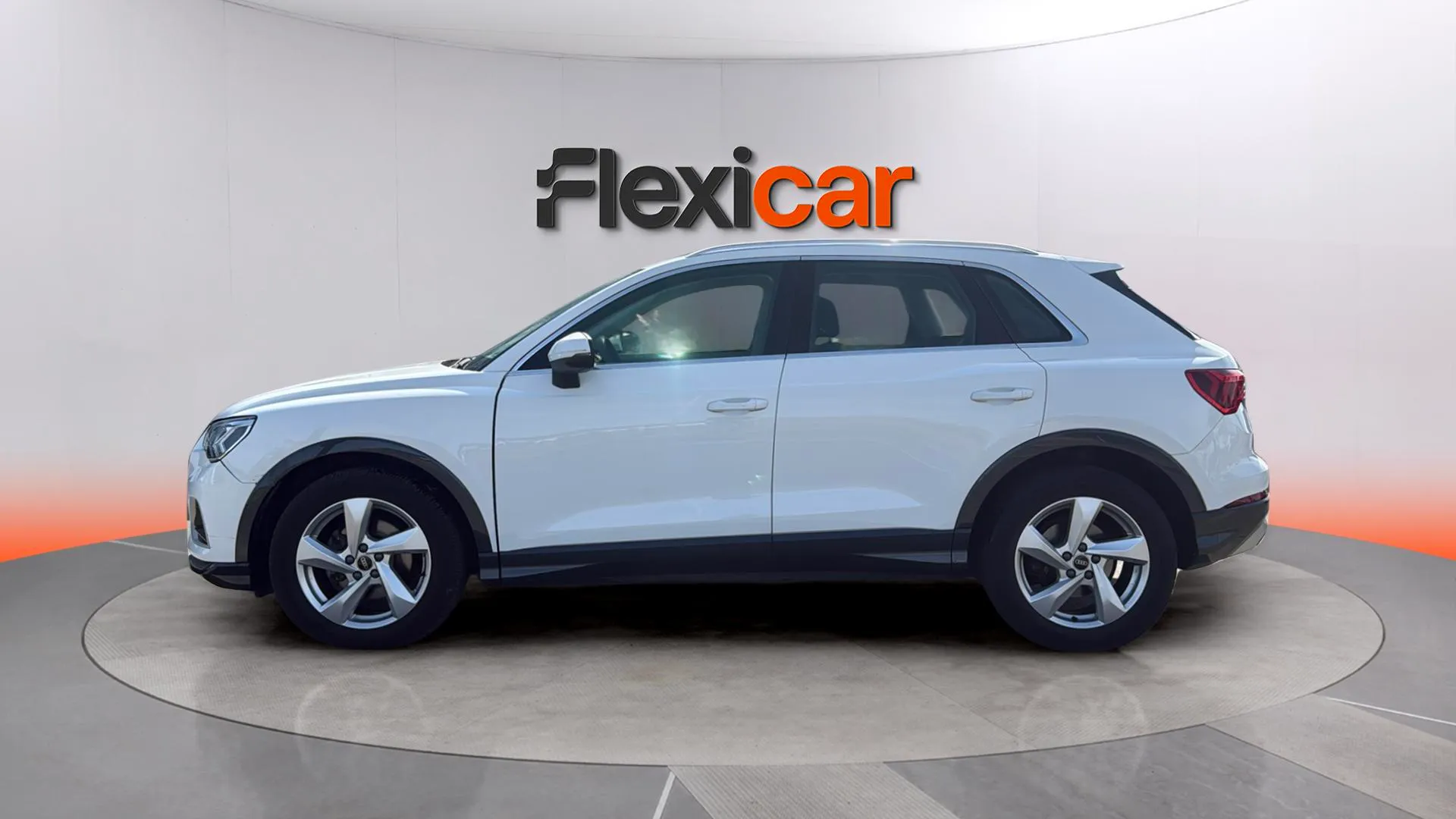 Audi Q3 S line 35 TDI S tronic - foto 4