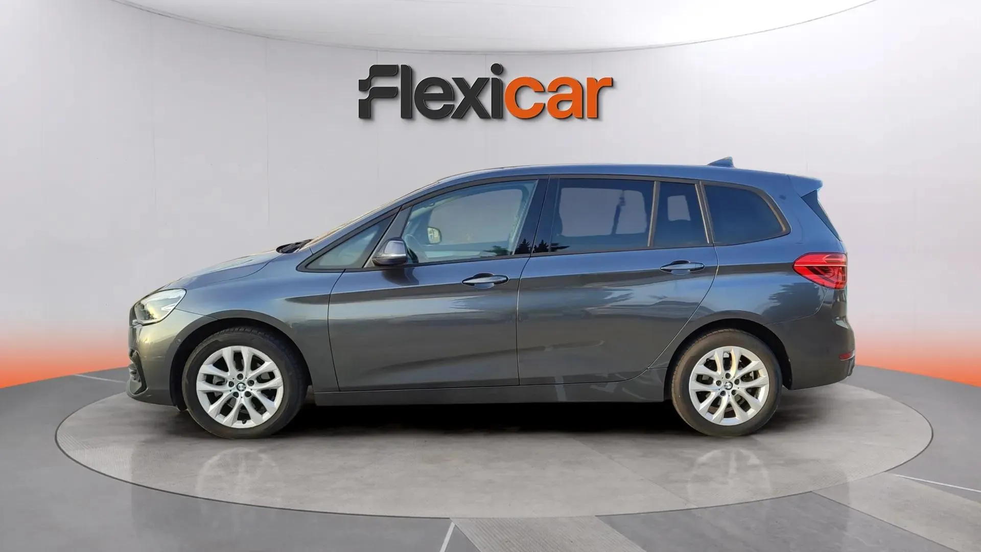 BMW Serie 2 Gran Tourer 216i - foto 5