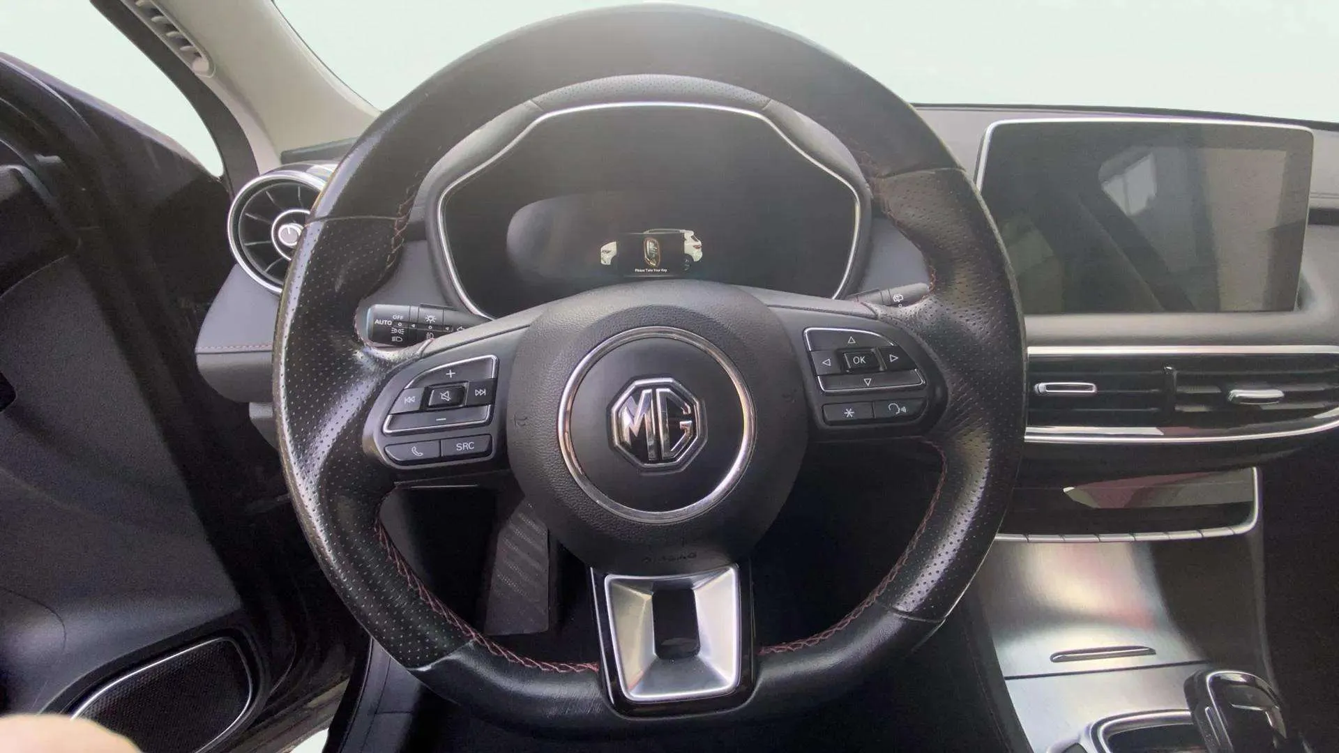 MG HS 1.5 Turbo GDI Comfort DCT - foto 12