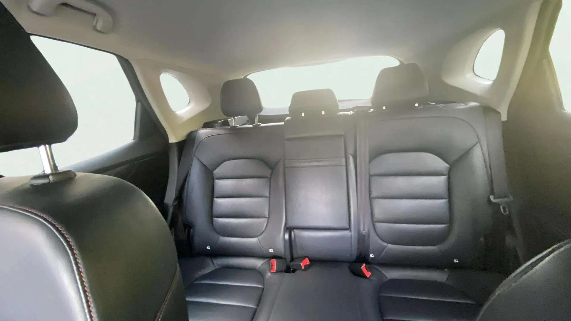 MG HS 1.5 Turbo GDI Comfort DCT - foto 17