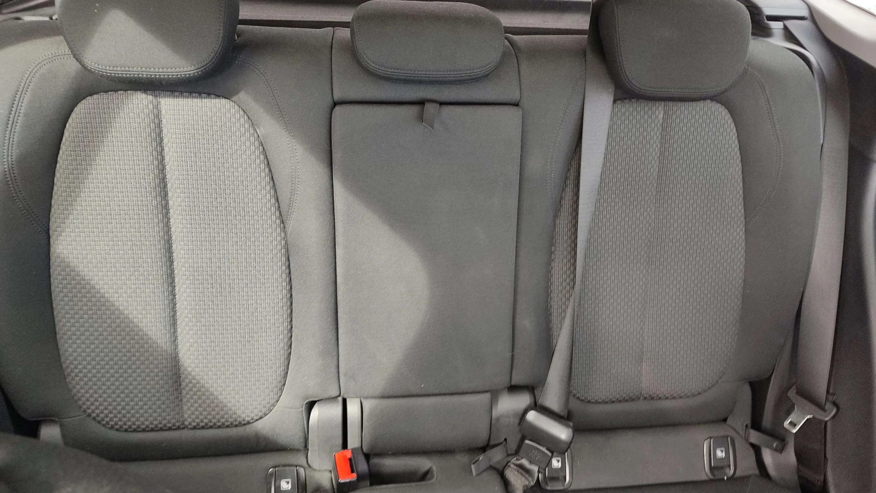 BMW X1 sDrive18i - foto 20