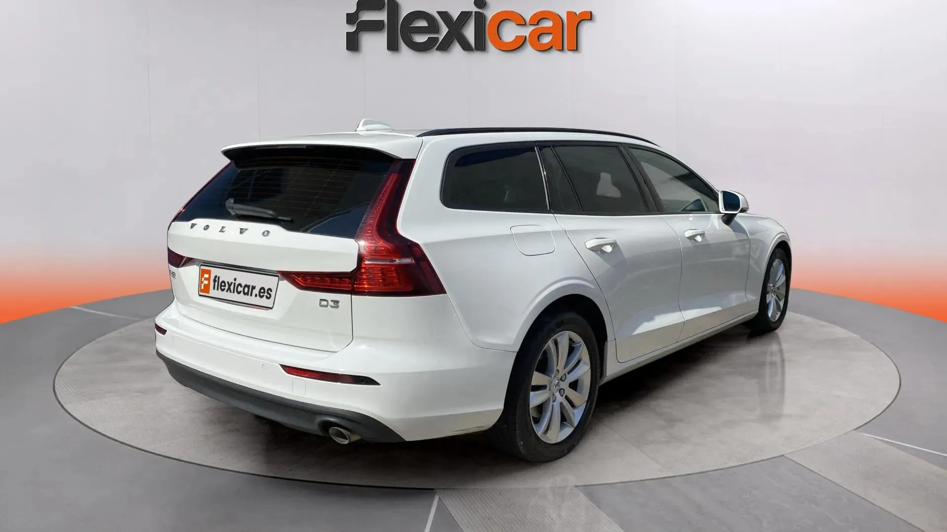 Volvo V60 2.0 D3 - foto 6