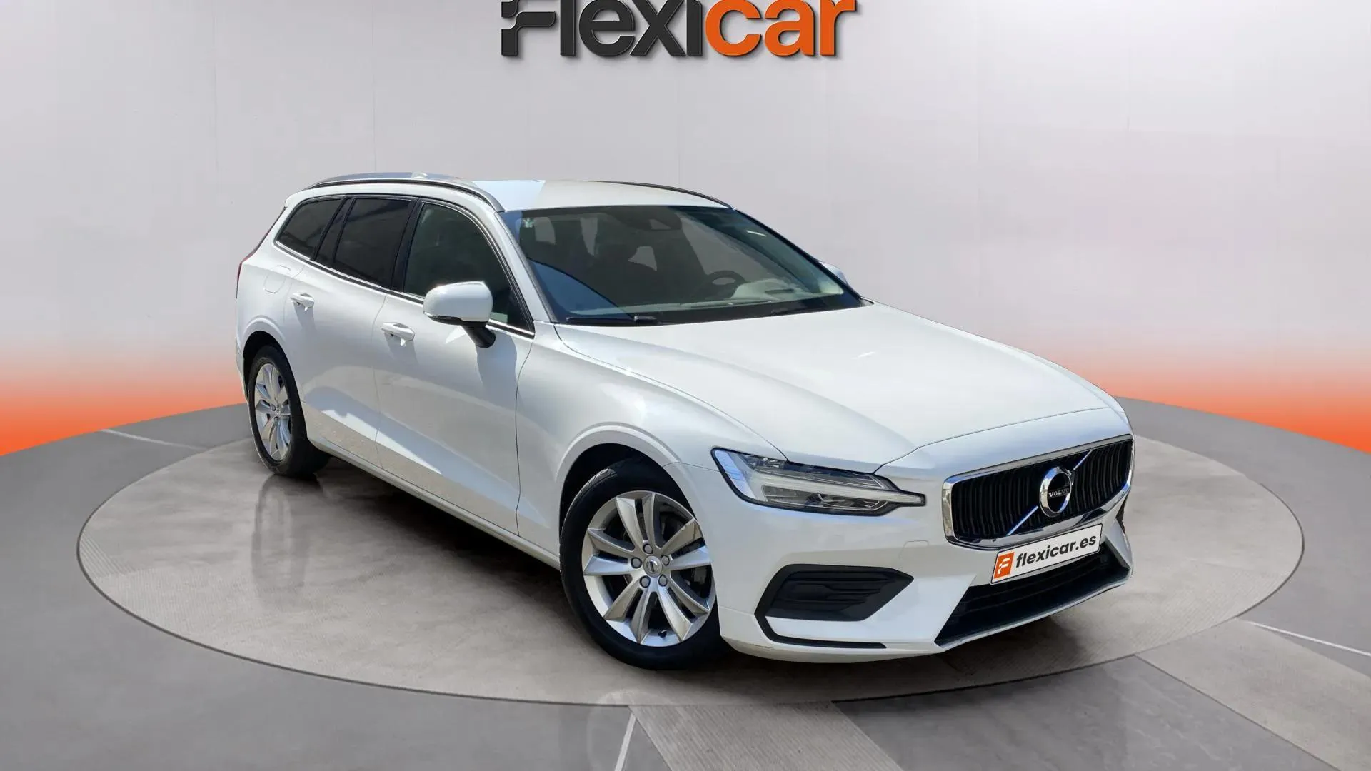 Volvo V60 2.0 D3 - foto 1