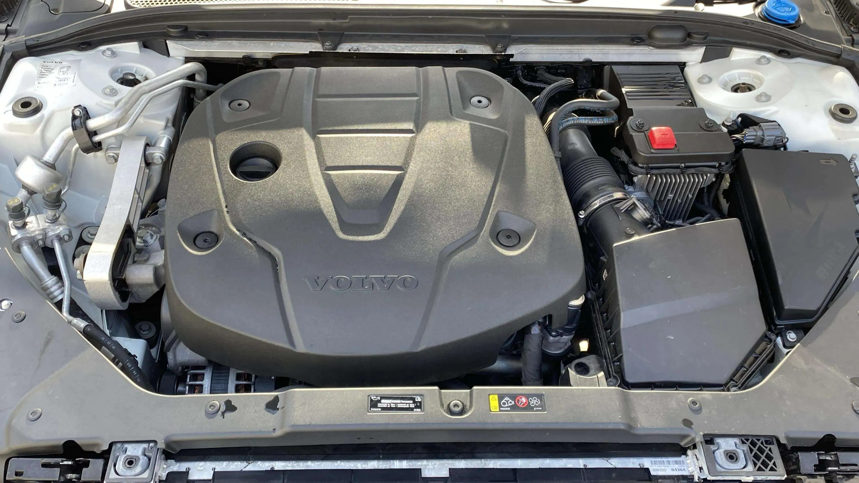 Volvo V60 2.0 D3 - foto 18