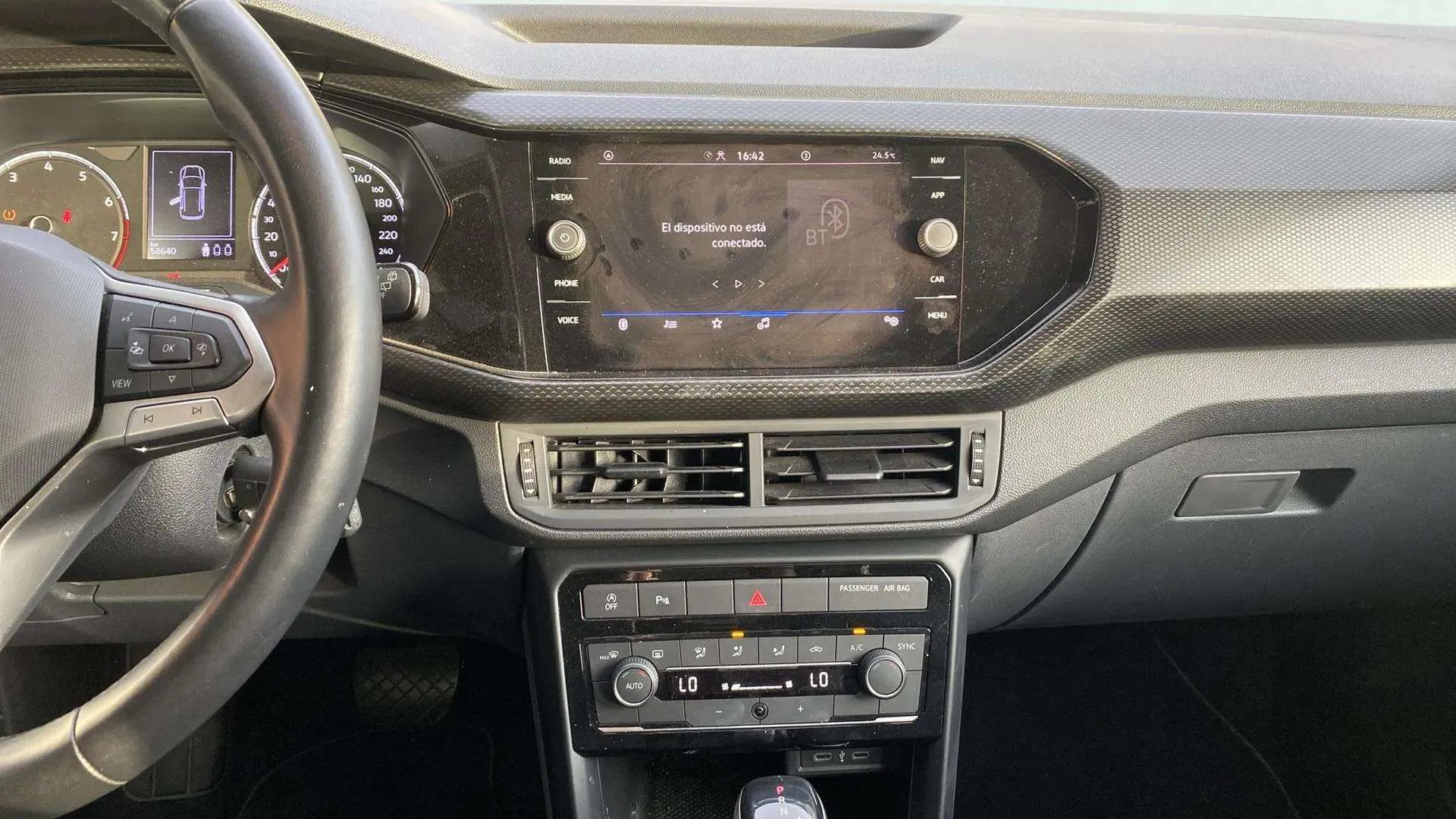 Volkswagen T-Cross Advance 1.0 TSI DSG - foto 12