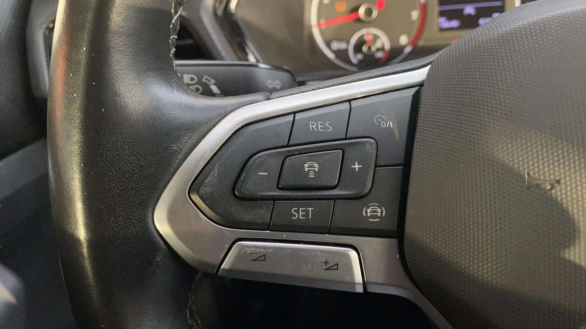Volkswagen T-Cross Advance 1.0 TSI DSG - foto 14