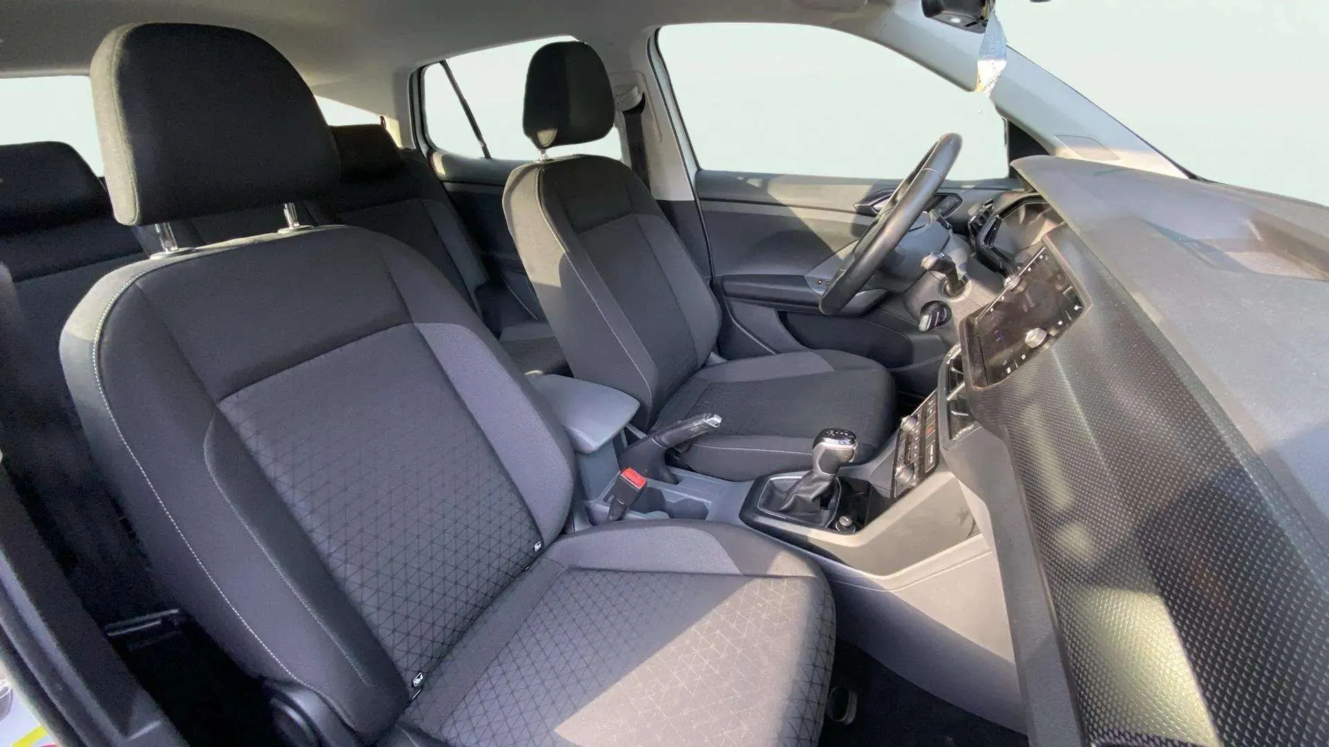 Volkswagen T-Cross Advance 1.0 TSI DSG - foto 19